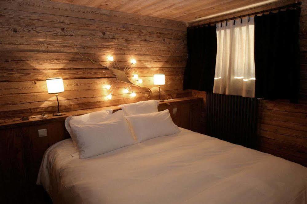 Le Vieux Chalet La Clusaz Exteriör bild